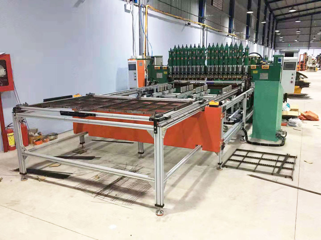 Variable Frequency Industrial Spot Welder Gantry Type Row Welding Machine 150KVA